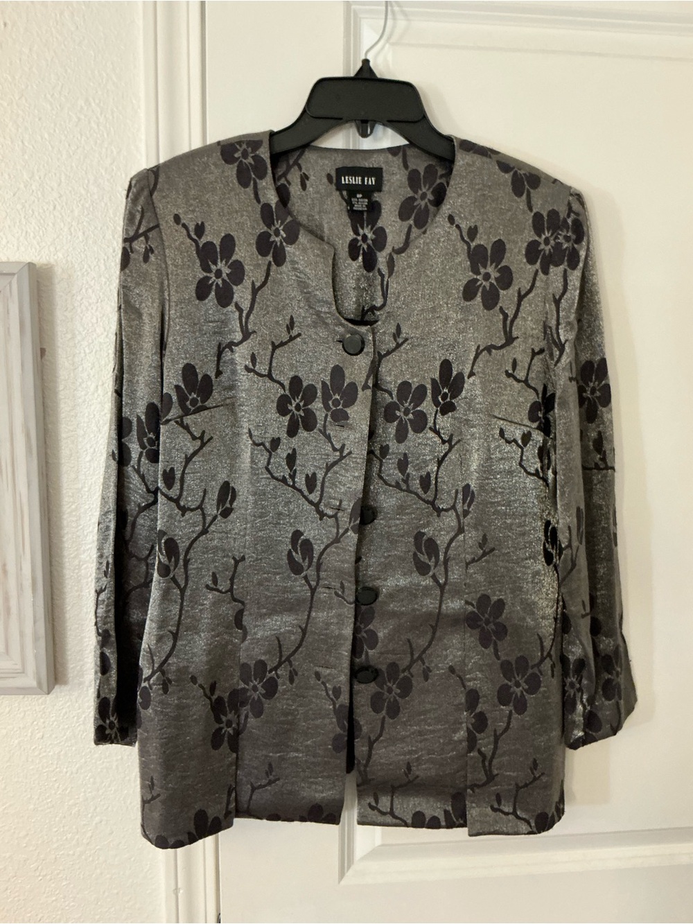 🔥 VTG Leslie Fay 8P Metallic Silver Brocade Blazer Jacket Floral Jacquard
